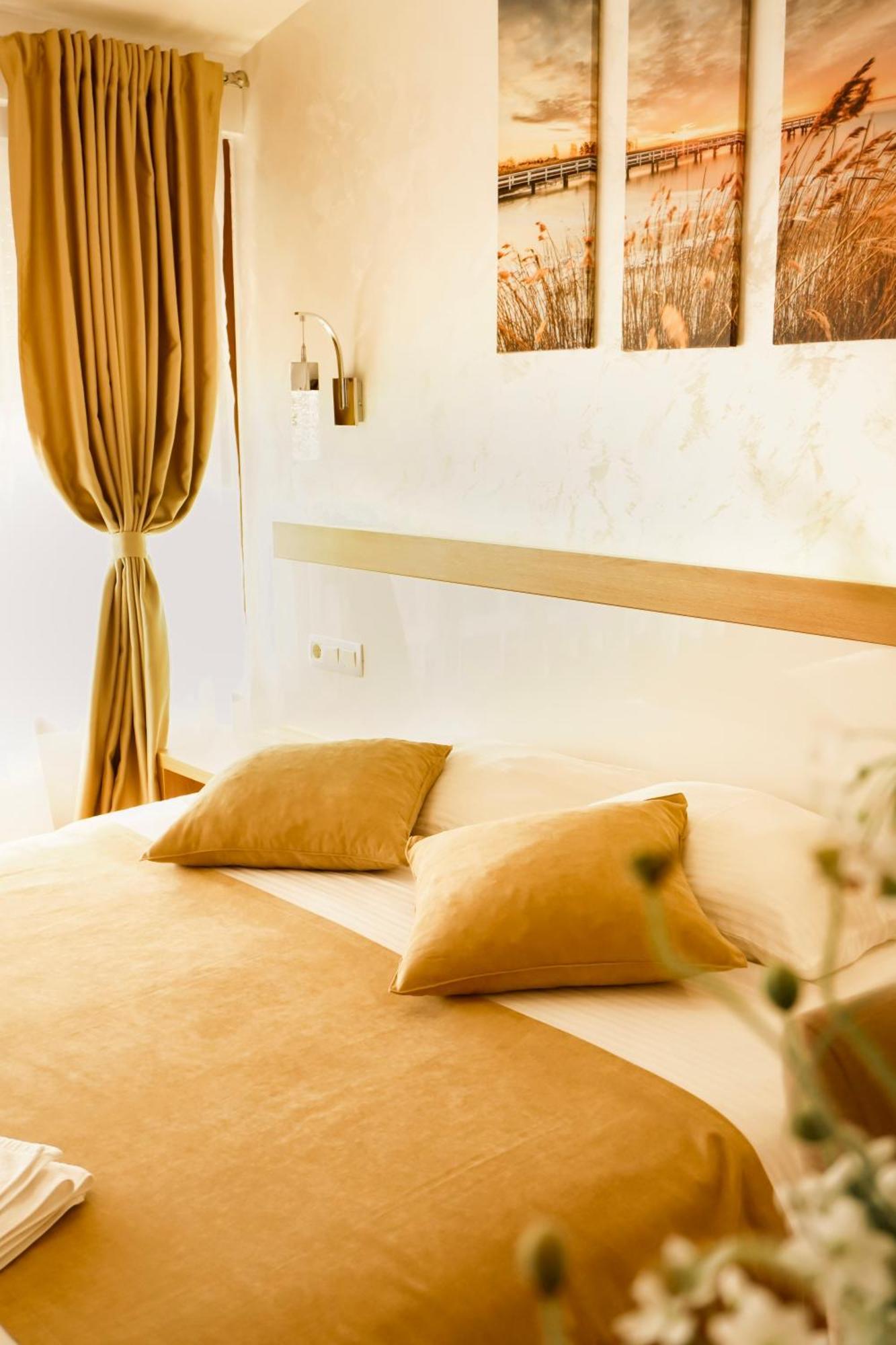 Hotel Bela Roza Bijela Ngoại thất bức ảnh